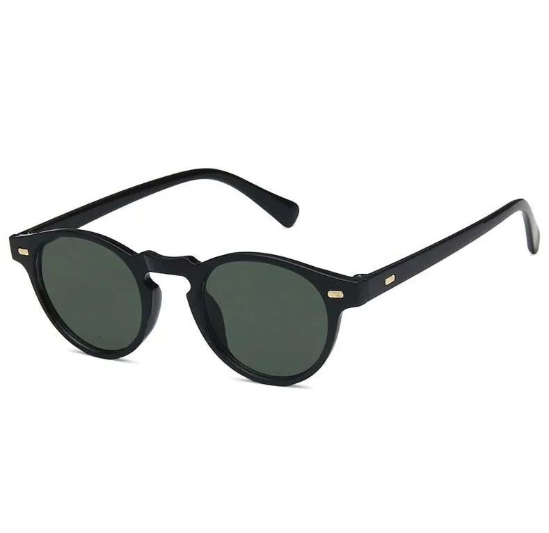 Classic Round Sunglasses