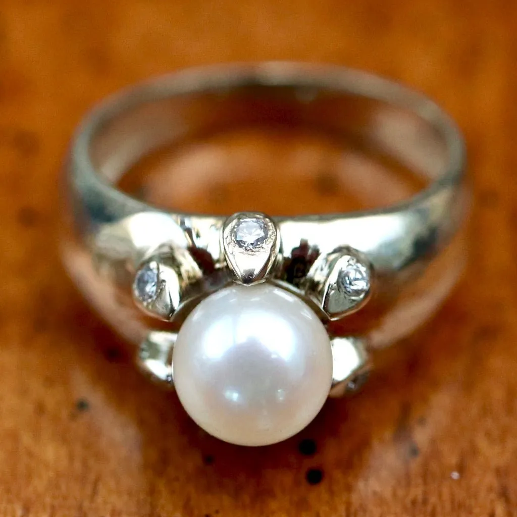 Pompeii 14k White Gold, Diamond and Pearl Ring