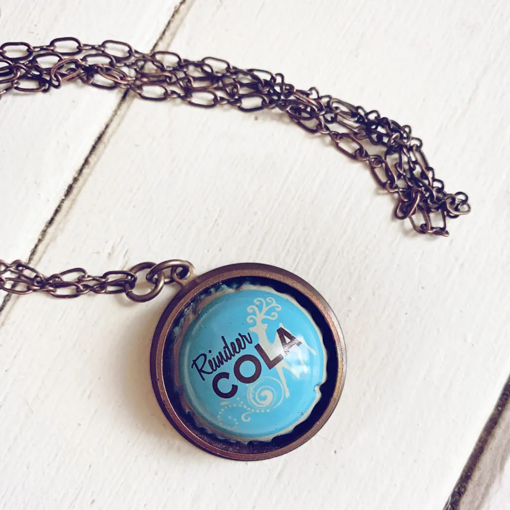 retro soda pop // vintage bottle cap and copper pipe pendant necklace