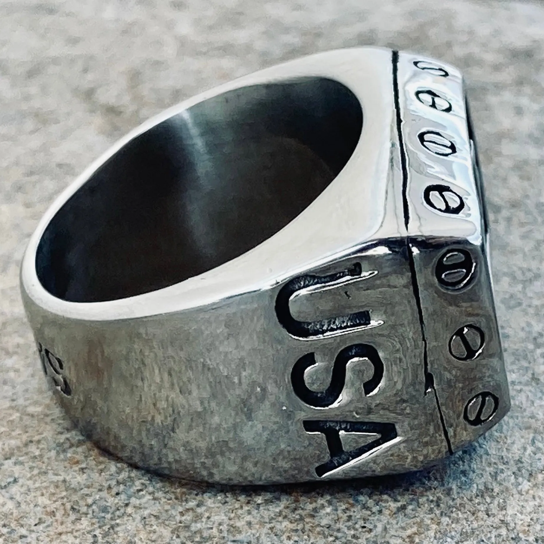 US Air Force Ring With Screws - R82