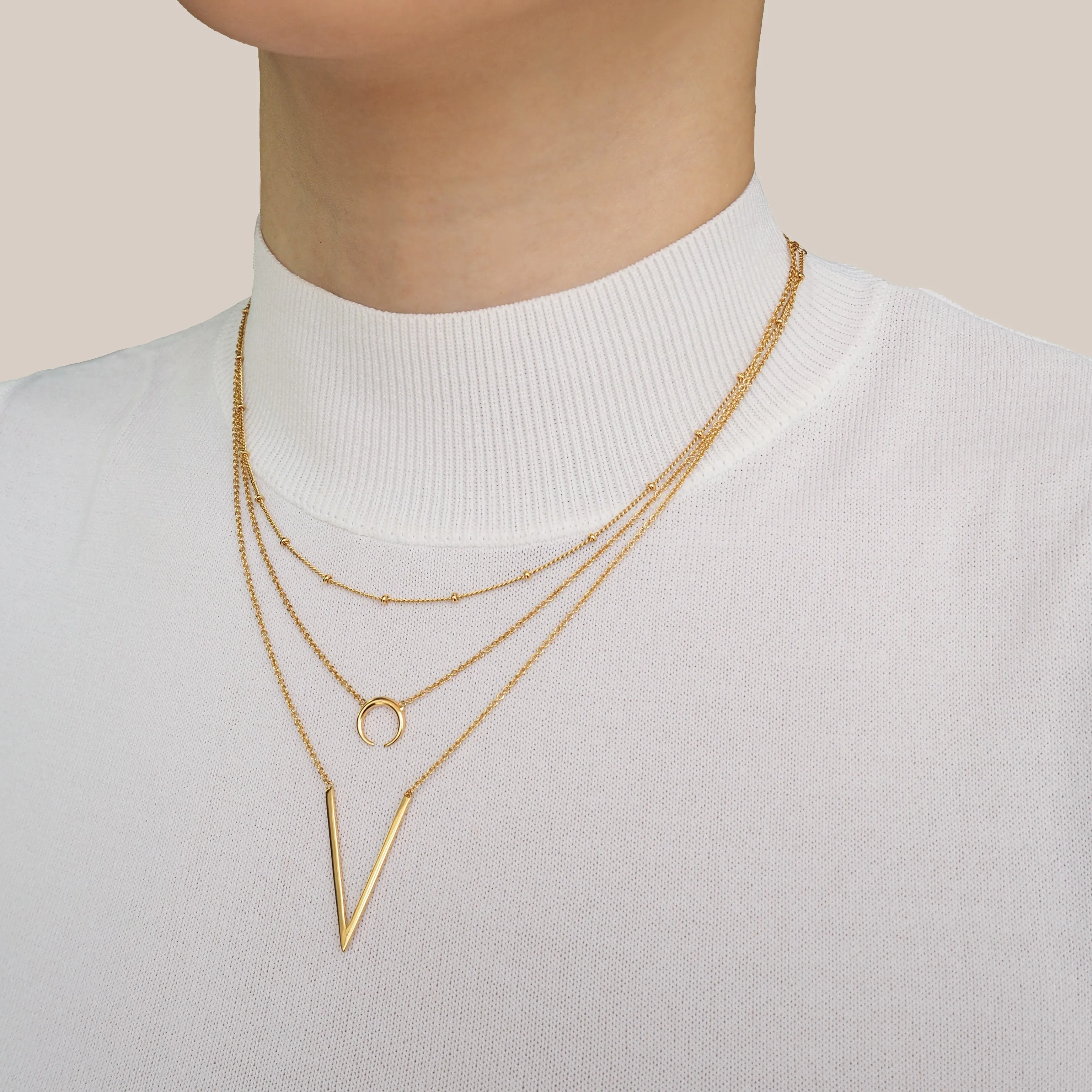 V Necklace