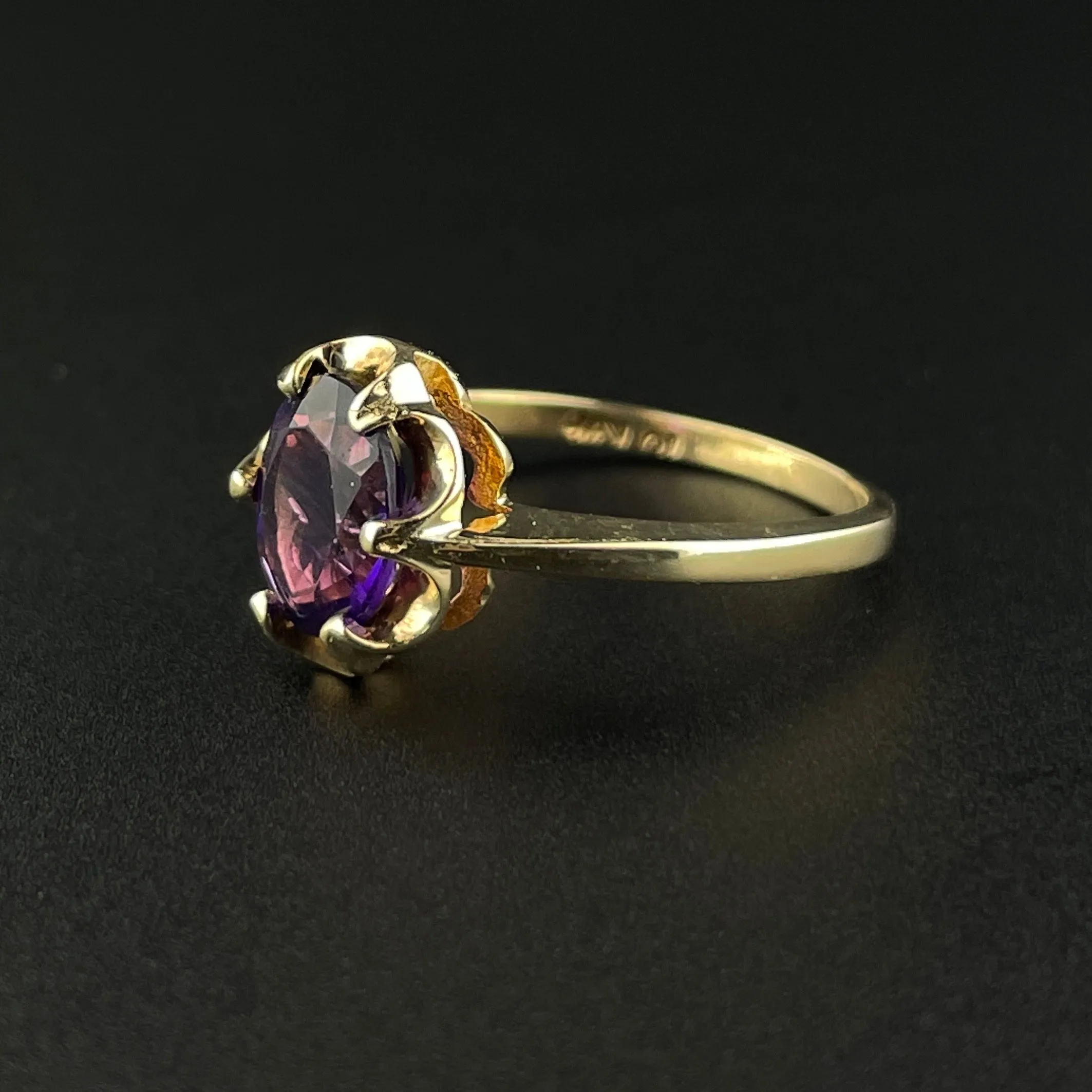 Vintage 10K Gold Amethyst Solitaire Ring, Sz 5.5