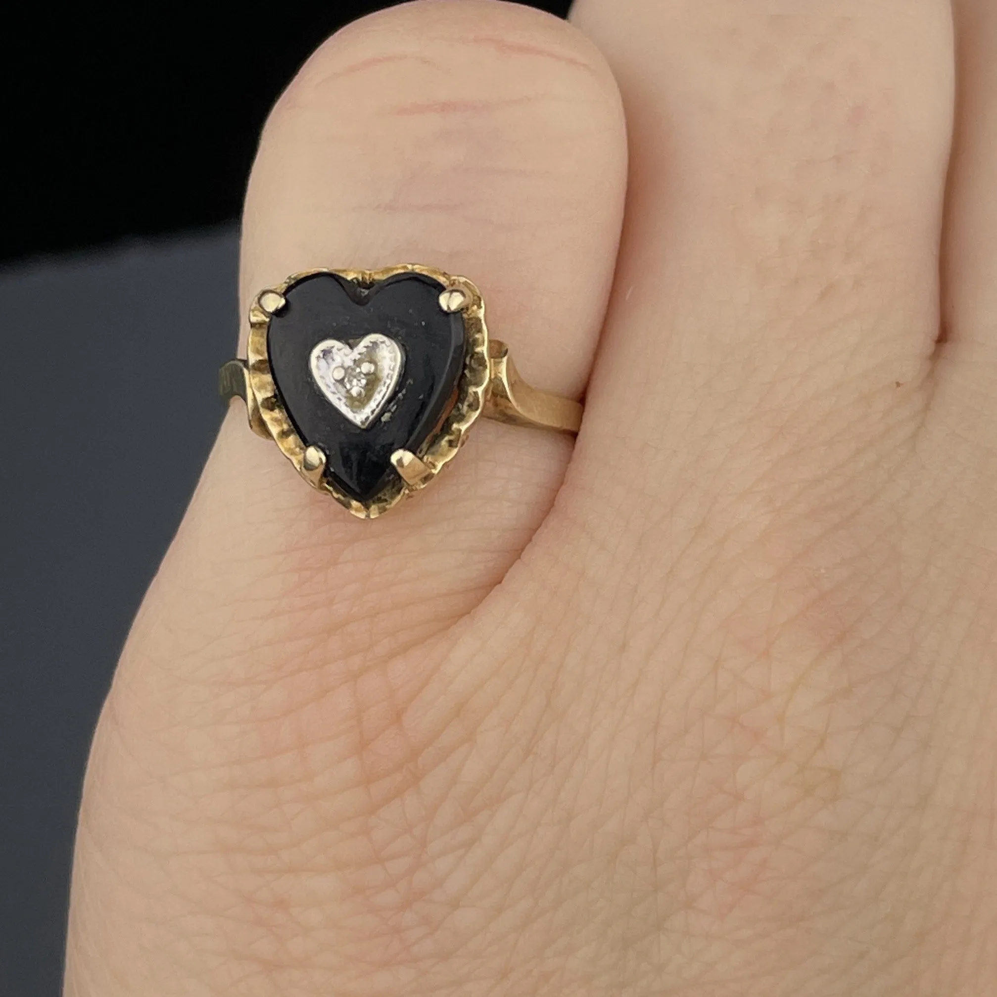 Vintage Petite 10K Gold Heart Ring with Black Onyx and Diamond, Size 4 1/4