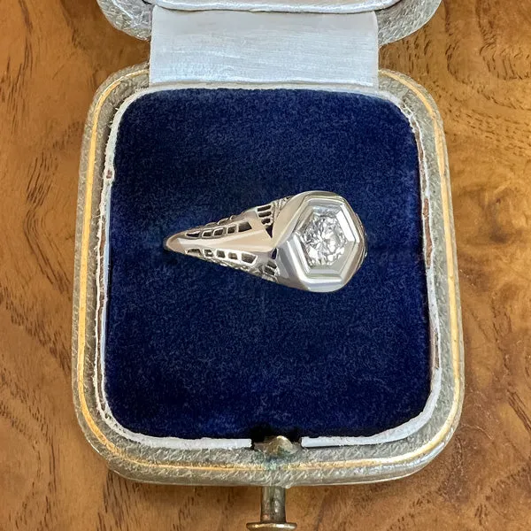 Vintage Diamond Engagement Ring, RBC 0.20ct.